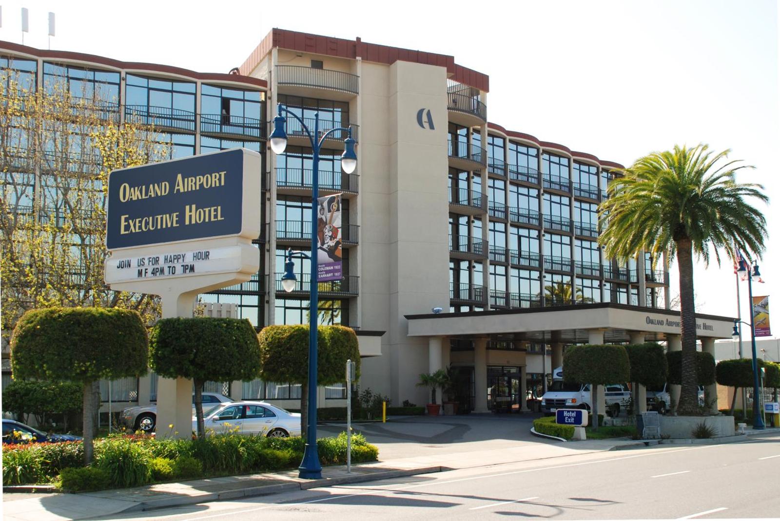 Oakland Airport Executive Hotel