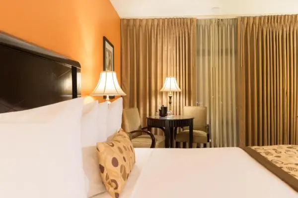 Oakland Airport Executive Hotel 10