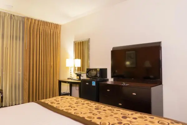 Oakland Airport Executive Hotel 8